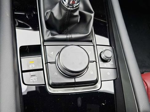 New 2026 MAZDA MAZDA3 2.5 S Hatchback w/ Premium Pkg image 25