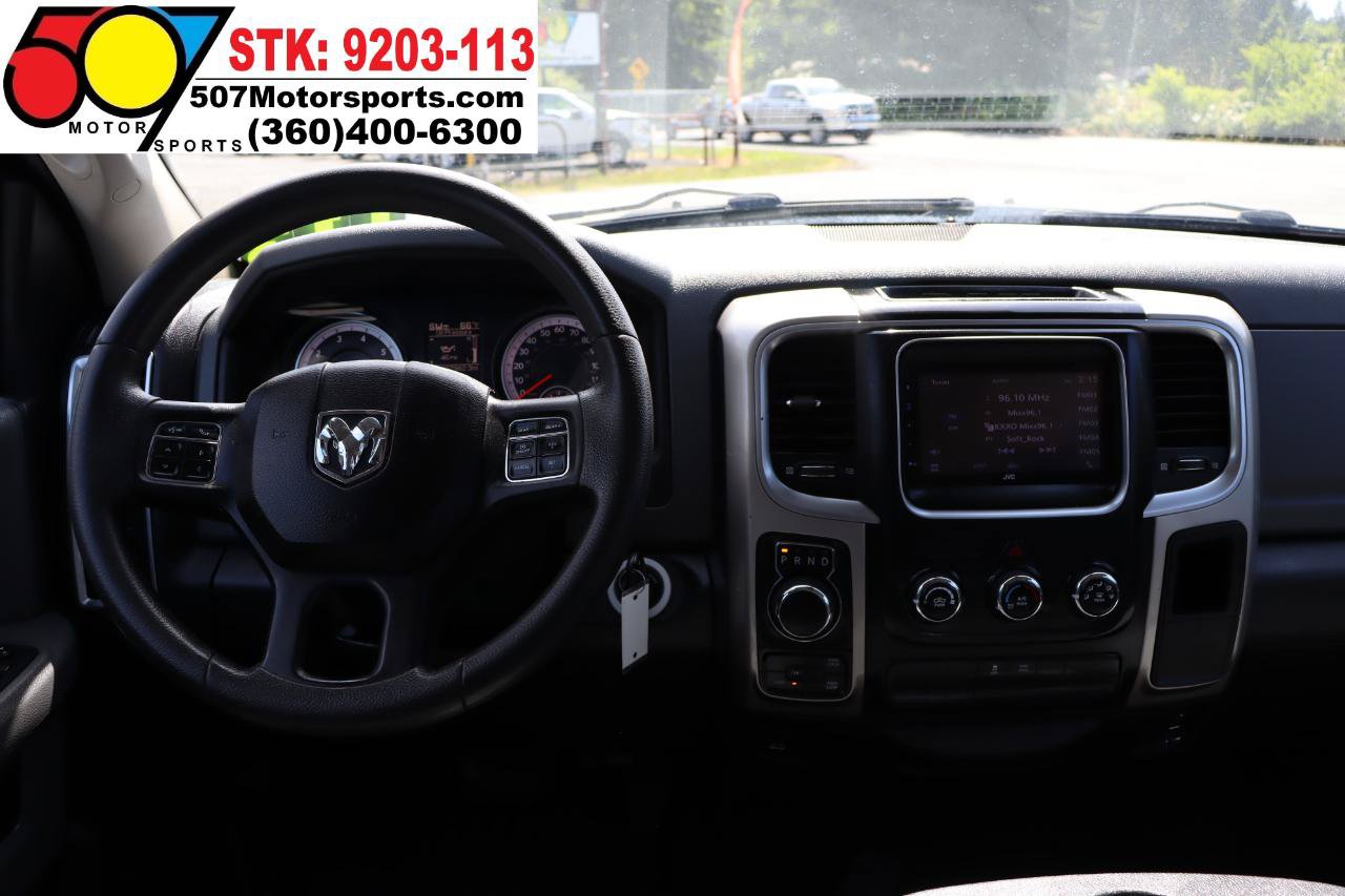Used 2016 RAM 1500 Classic SLT AWD/4WD image 17