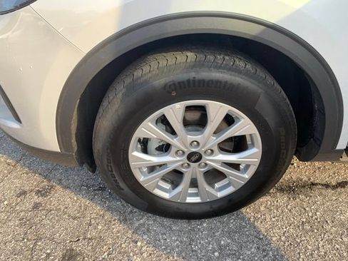Certified 2025 Ford Escape Active AWD/4WD image 40