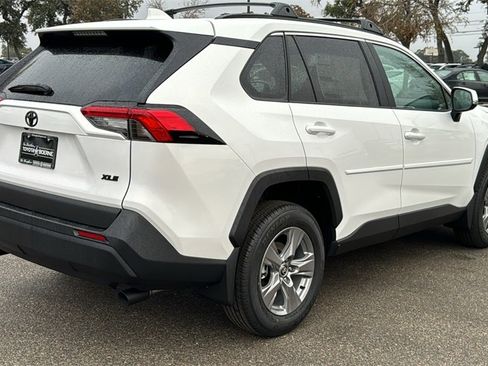 New 2025 Toyota RAV4 XLE image 9