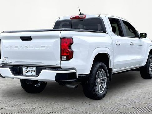Used 2024 Chevrolet Colorado LT w/ LT Convenience Package RWD image 5