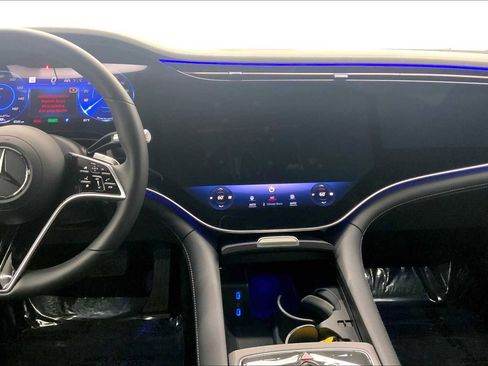 Certified 2023 Mercedes-Benz EQS 580 4MATIC Sedan image 25