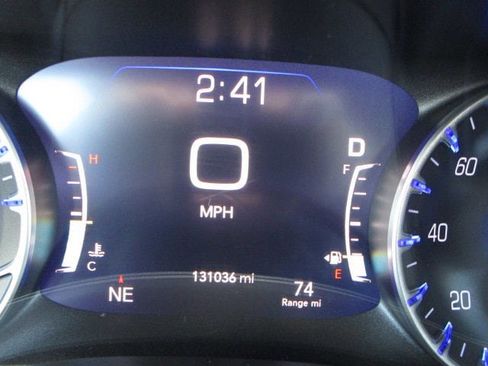 Used 2020 Chrysler Pacifica Touring-L Plus w/ S Appearance Package FWD image 26