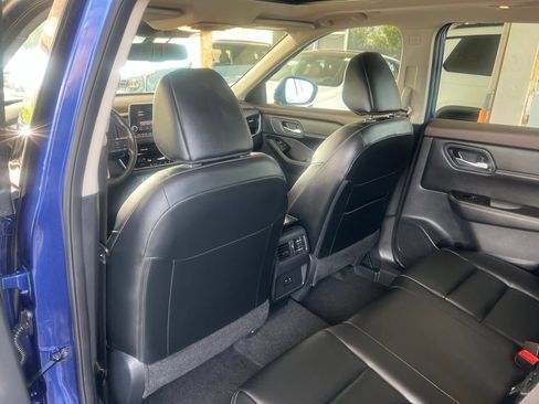 Certified 2023 Nissan Rogue SL FWD image 10