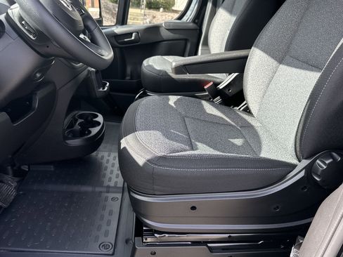 New 2025 RAM ProMaster 3500 w/ Quick Order Package 22G SLT image 10