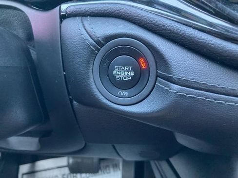 Used 2022 Dodge Durango GT image 38