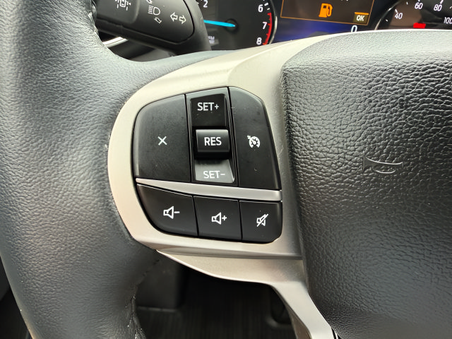 Used 2023 Ford Explorer XLT w/ Equipment Group 202A AWD/4WD image 18