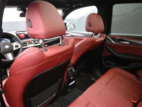 Used 2024 BMW X3 M40i w/ Premium Package image 12