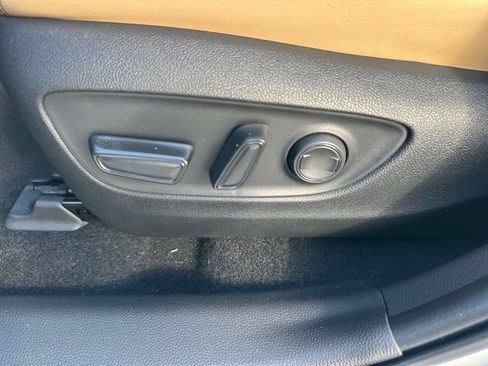 Used 2022 Toyota RAV4 XLE Premium FWD image 19