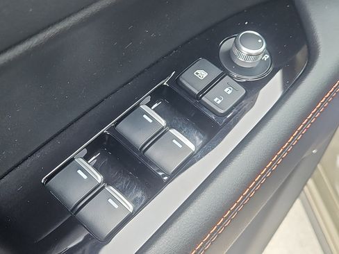 Certified 2025 MAZDA CX-5 Carbon Edition image 20