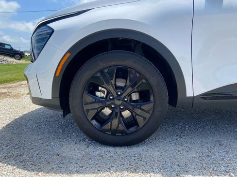 Used 2025 Kia Sportage X-Line w/ Premium Package AWD/4WD image 6