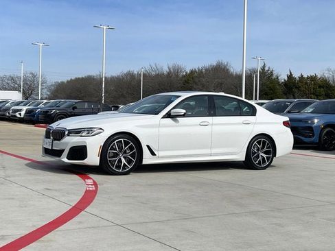 Used 2021 BMW 540i image 2
