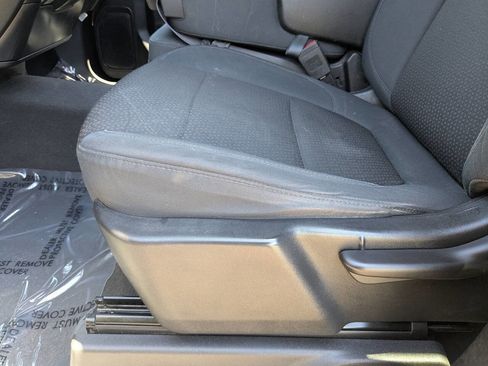 Used 2019 Chevrolet Silverado 1500 Custom w/ Trailering Package image 23