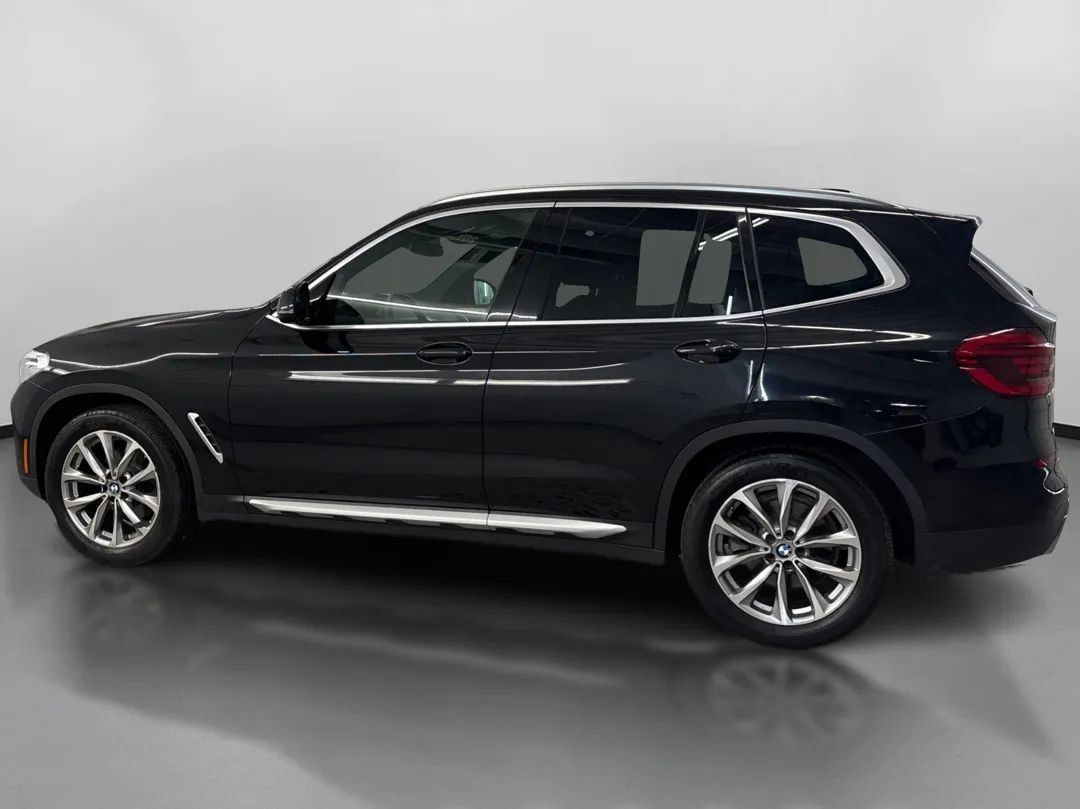 Used 2019 BMW X3 xDrive30i w/ Premium Package AWD/4WD image 5
