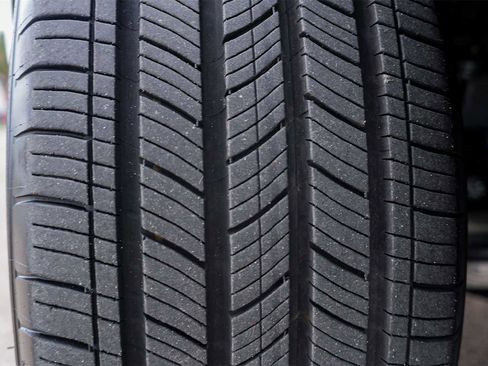 Certified 2025 Honda Accord LX image 29