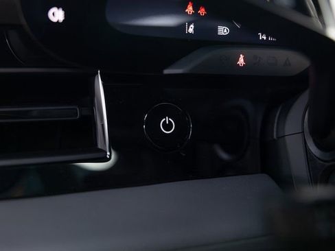 New 2025 Porsche Taycan image 47