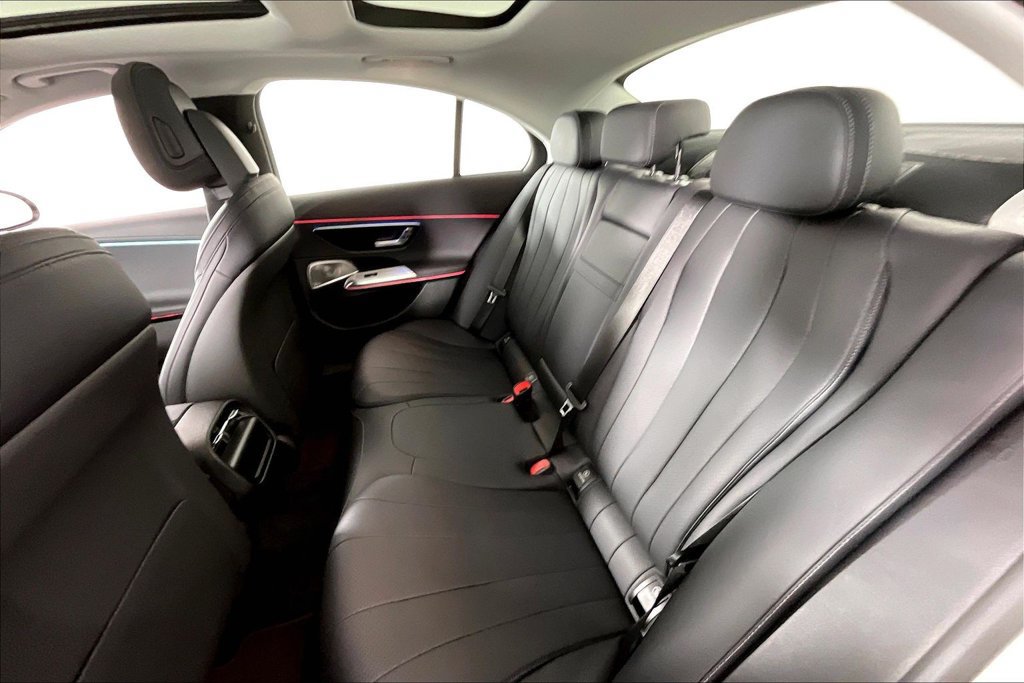 Used 2026 Mercedes-Benz E 350 4MATIC Sedan image 18