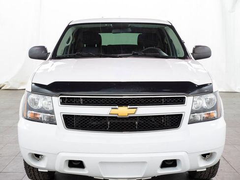 Used 2013 Chevrolet Tahoe 4WD image 2