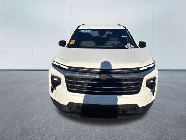 Used 2026 Chevrolet Traverse LT AWD/4WD image 6