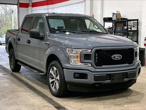 Used 2019 Ford F150 XL w/ Equipment Group 101A Mid AWD/4WD image 3