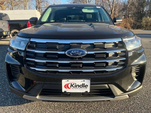 New 2026 Ford Explorer Active image 2