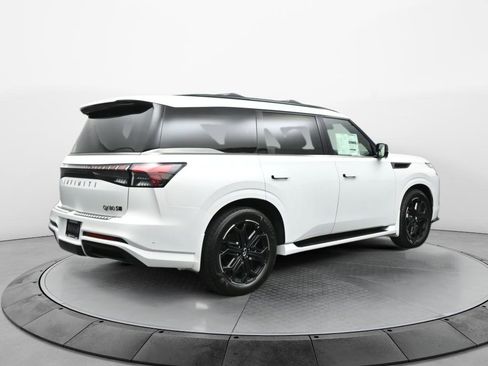 New 2026 INFINITI QX80 4WD w/ Sport Exterior Package image 7