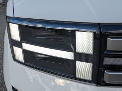 New 2026 Hyundai Santa Fe SE image 13