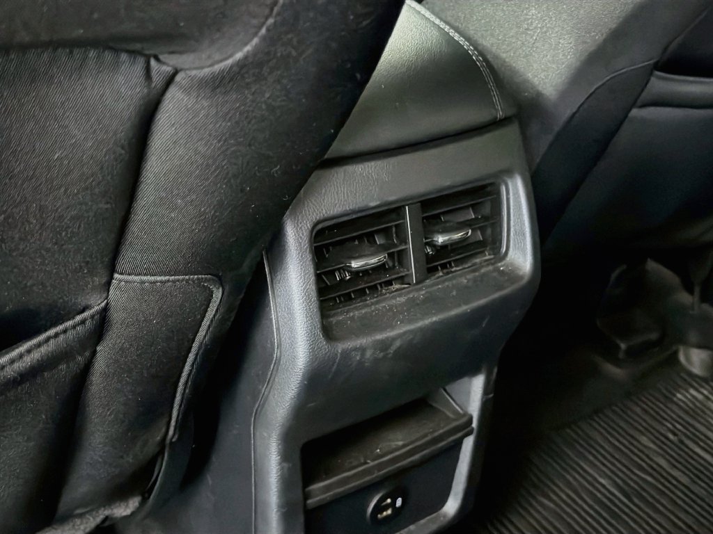 Used 2022 Ford Edge SE w/ Black Appearance Package AWD/4WD image 33