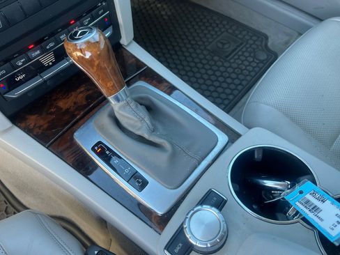 Used 2013 Mercedes-Benz E 350 E 350 image 31