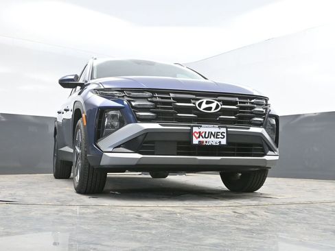 Used 2025 Hyundai Tucson SEL AWD/4WD image 31