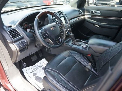 Certified 2019 Ford Explorer Platinum AWD/4WD image 8