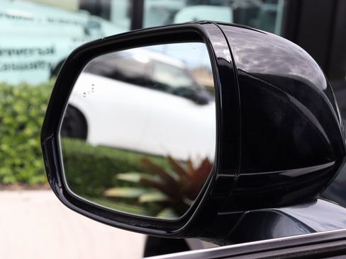 Used 2023 Lincoln Aviator Reserve w/ Elements Package Plus image 11