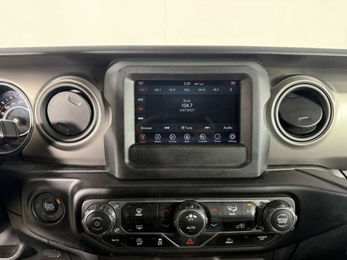 Used 2021 Jeep Wrangler Sport image 20