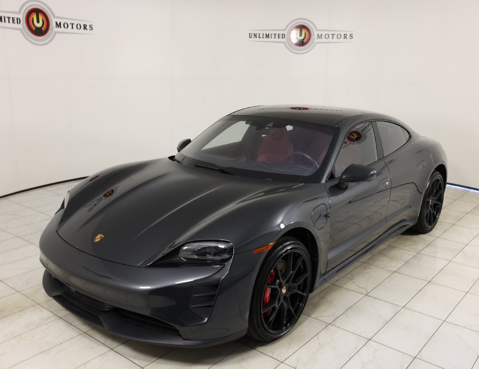 Used 2024 Porsche Taycan GTS w/ Premium Package (P6U) AWD/4WD image 35