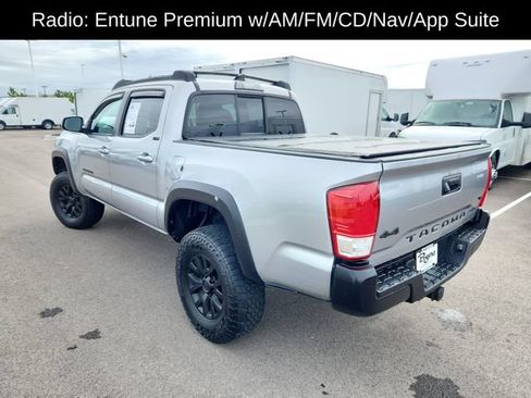 Used 2016 Toyota Tacoma SR5 w/ SR5 Appearance Package (SN) AWD/4WD image 5