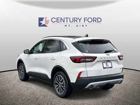 New 2024 Ford Escape SE w/ PHEV Premium Package image 5