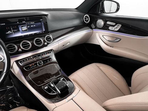 Used 2019 Mercedes-Benz E 450 4MATIC Sedan image 29