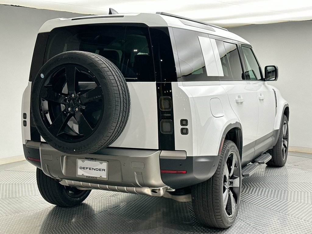 New 2026 Land Rover Defender 110 S AWD/4WD image 3
