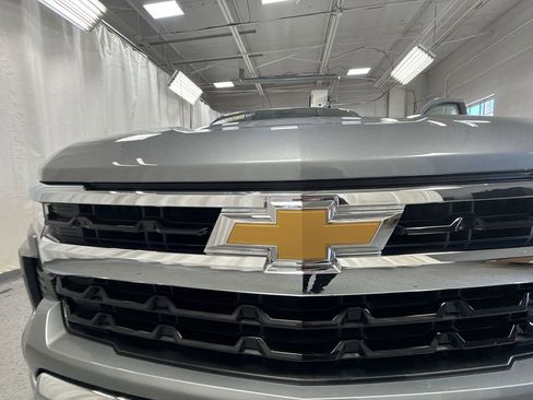 Certified 2024 Chevrolet Silverado 1500 LT image 32