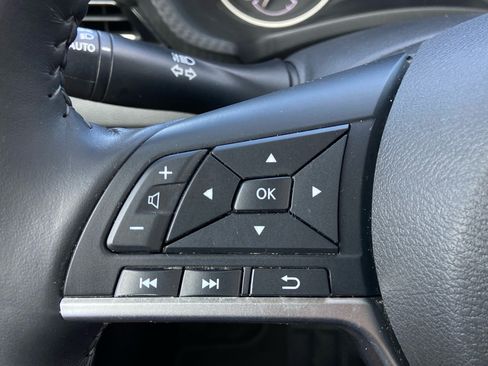 Used 2020 Nissan Sentra SV w/ Trunk Package FWD image 18