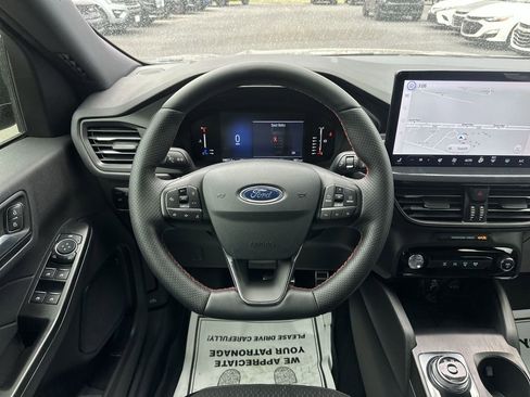 Used 2024 Ford Escape ST-Line w/ Tech Pack #1 AWD/4WD image 14