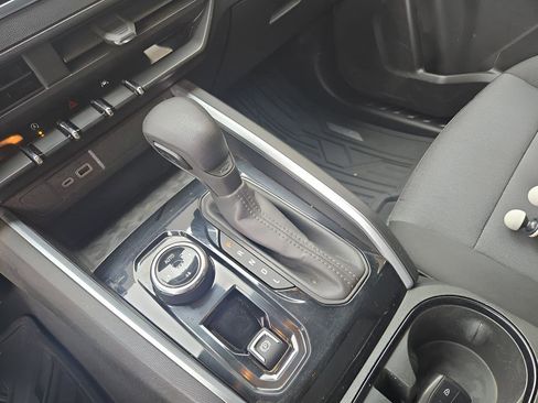 Used 2023 Chevrolet Colorado Trail Boss w/ Advanced Trailering Package image 37