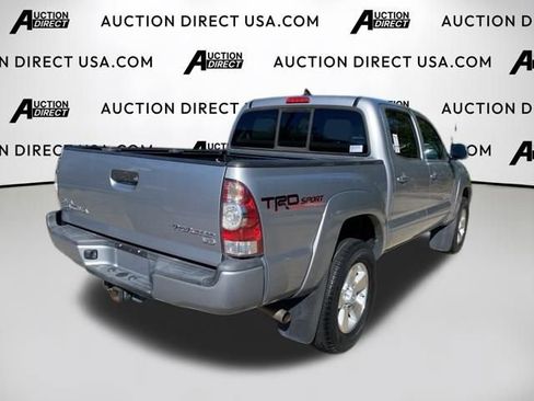 Used 2015 Toyota Tacoma PreRunner image 13
