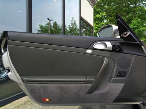 Used 2007 Porsche 911 Carrera image 18