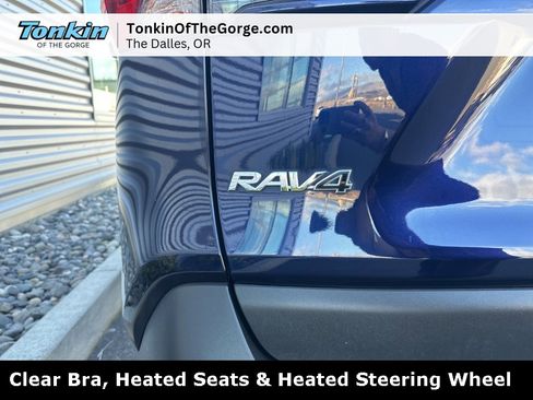 Used 2023 Toyota RAV4 XLE image 28