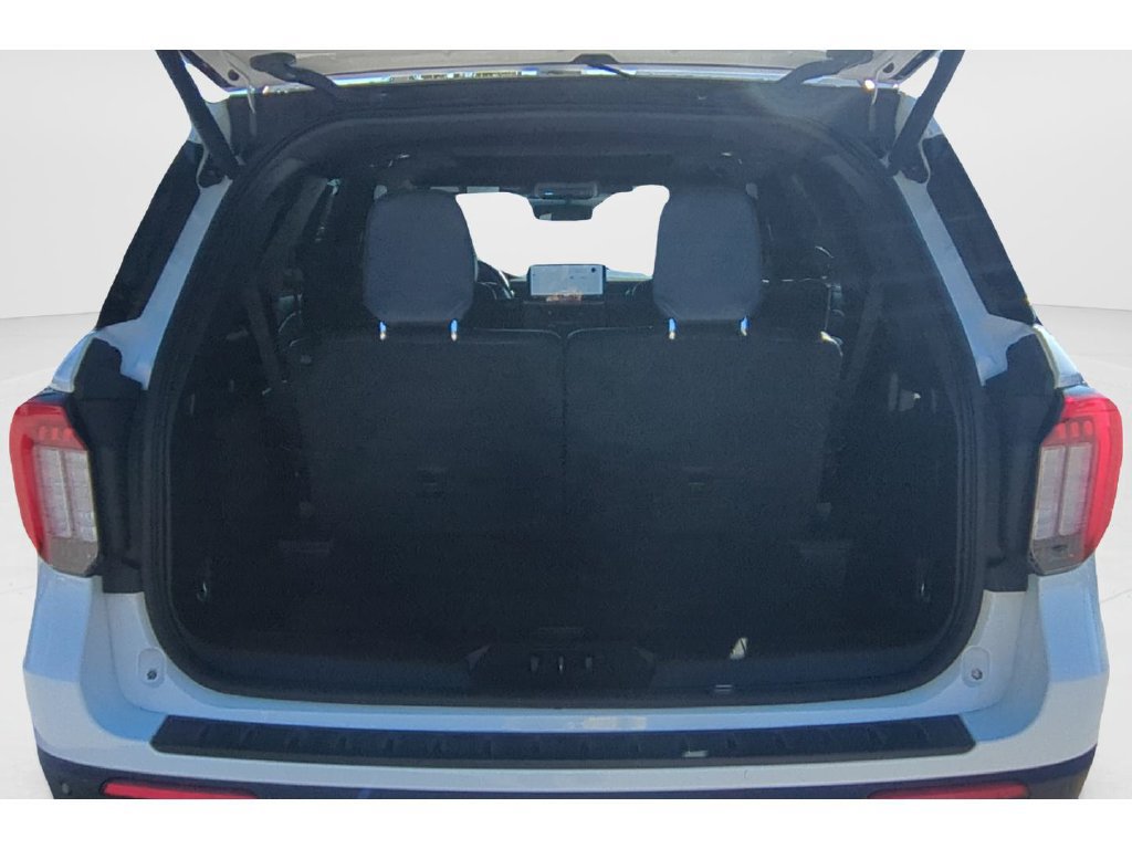Used 2025 Ford Explorer ST AWD/4WD image 9