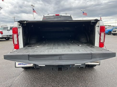 Used 2021 Ford F450 Platinum w/ FX4 Off-Road Package image 25