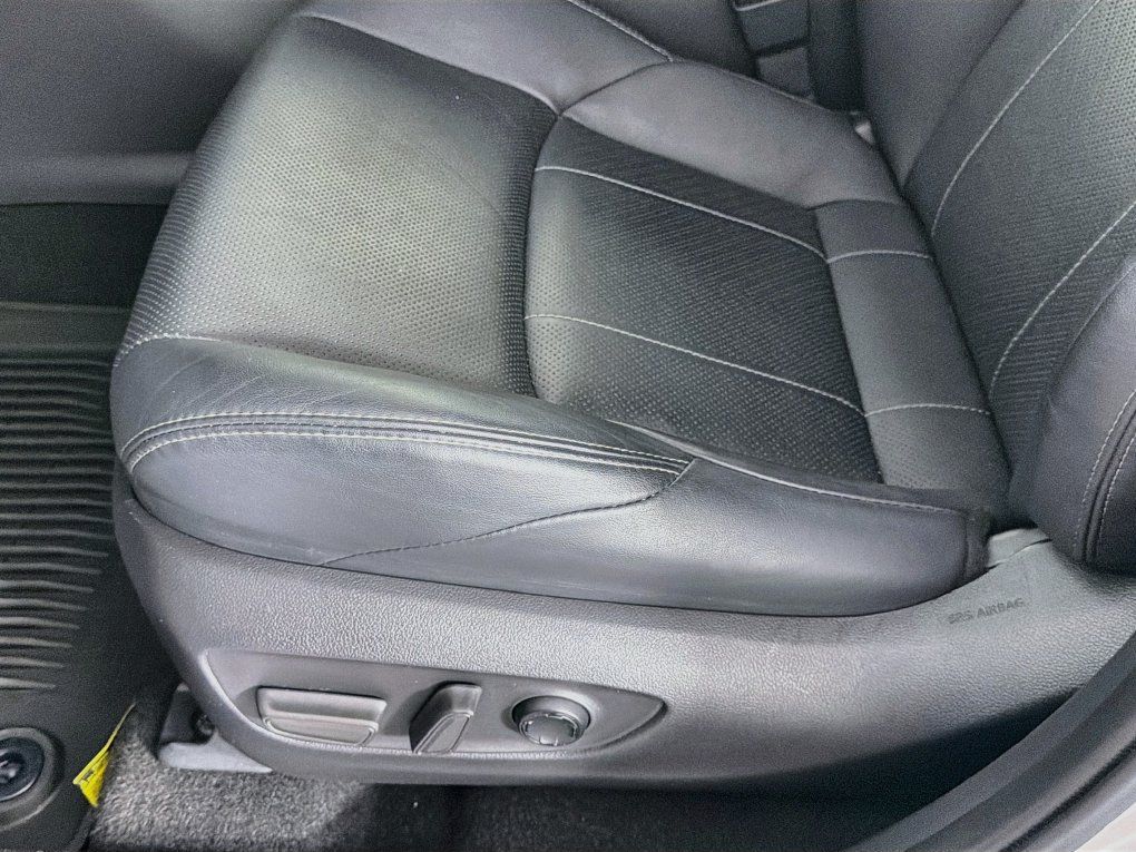 Used 2022 Toyota Venza Limited w/ Advanced Technology Package AWD/4WD image 24