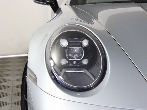 Used 2022 Porsche 911 Carrera S image 10