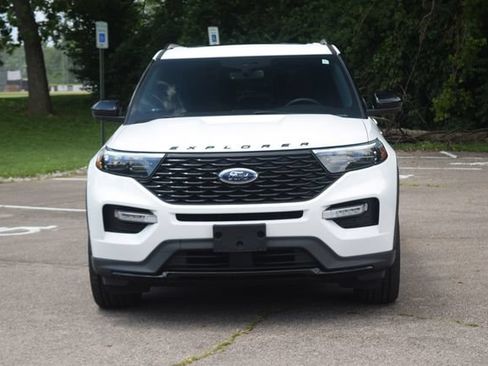 Used 2022 Ford Explorer ST-Line w/ Class IV Trailer Tow Package AWD/4WD image 23